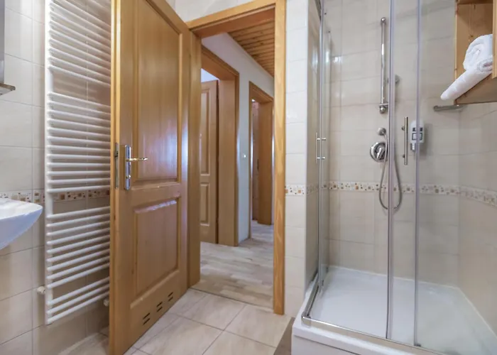 Stunning In Pohorje With Wifi アパート